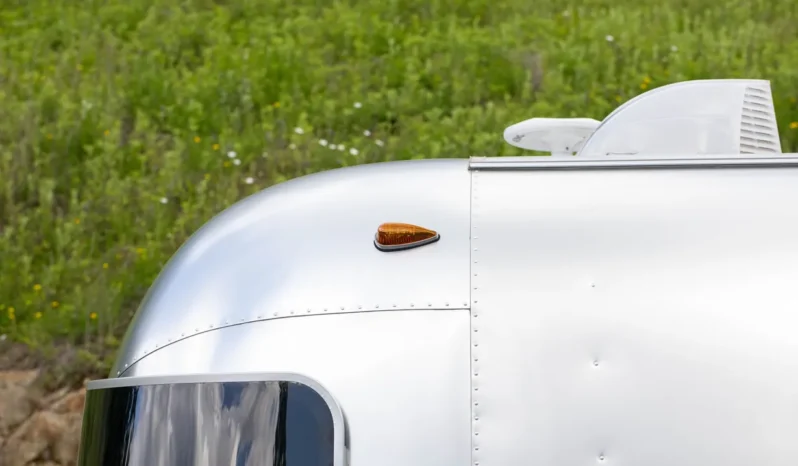
								2021 Airstream Bambi 16′ Travel Trailer full									