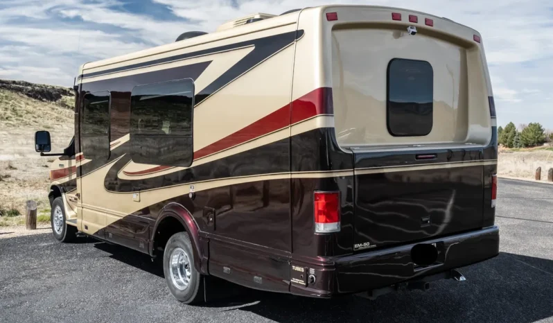 
								2007 Dynamax DynaSport Isata IE35 full									
