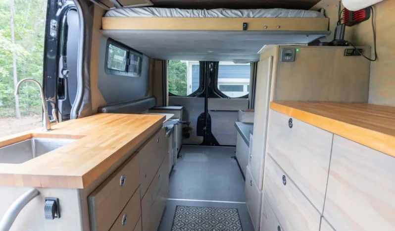 
								2020 Mercedes-Benz Sprinter 2500 full									