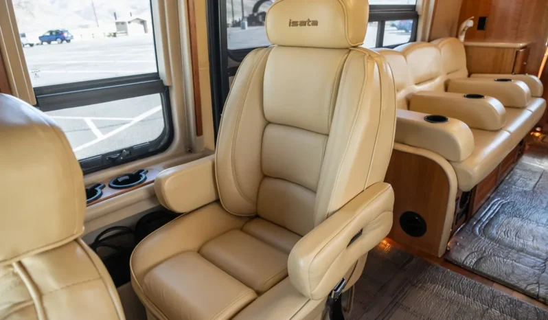 
								2007 Dynamax DynaSport Isata IE35 full									