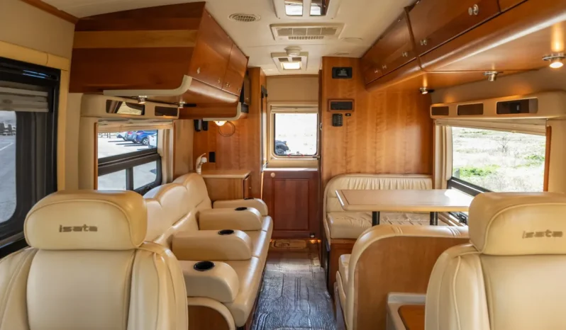 
								2007 Dynamax DynaSport Isata IE35 full									