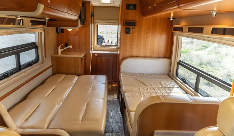 
								2007 Dynamax DynaSport Isata IE35 full									