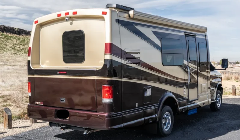 
								2007 Dynamax DynaSport Isata IE35 full									