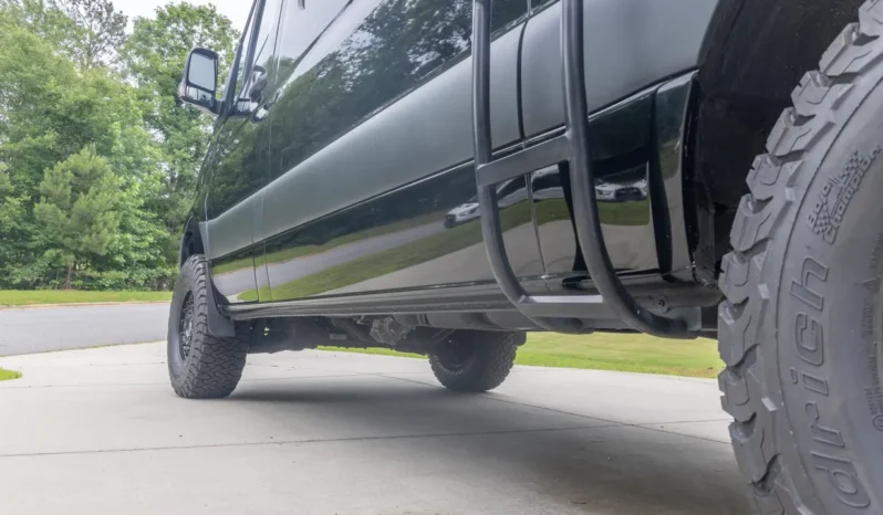 
								2020 Mercedes-Benz Sprinter 2500 full									