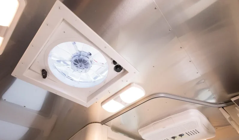 
								2021 Airstream Bambi 16′ Travel Trailer full									