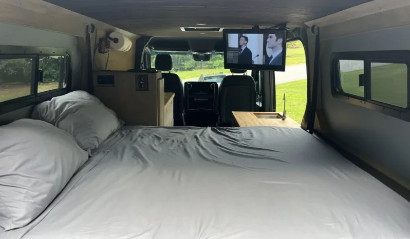 
								2020 Mercedes-Benz Sprinter 2500 full									