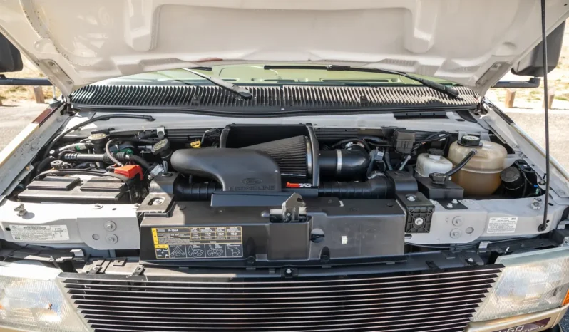 
								2007 Dynamax DynaSport Isata IE35 full									