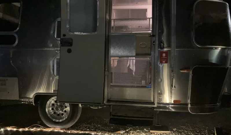 
								2010 Airstream Victorinox Travel Trailer full									